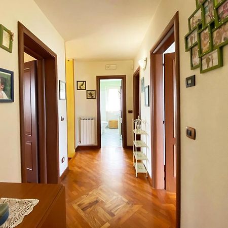 Bed and Breakfast La Madonnina Querceta Exterior foto